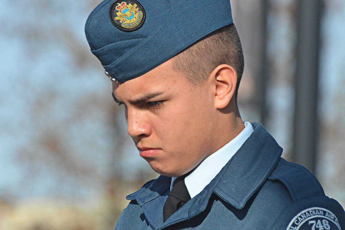 14352399_web1_181111-LAD-CityRemembrance20
