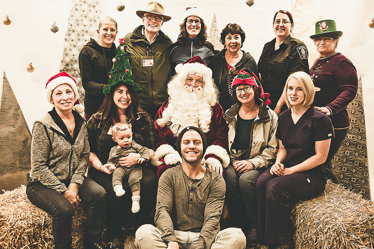 14521869_web1_copy_181123-LAD-GivingTuesday_3