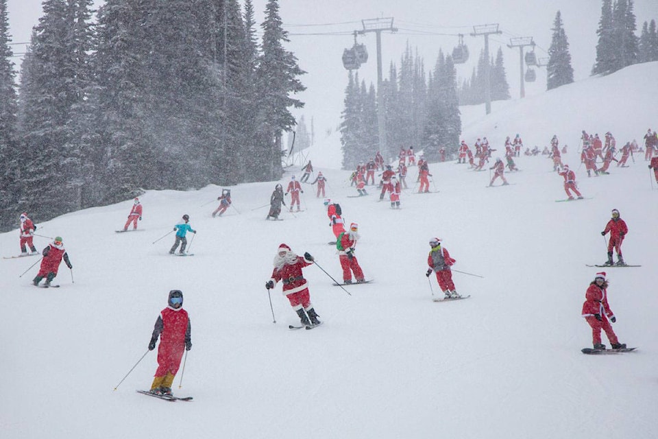 14798703_web1_Santa-whistler