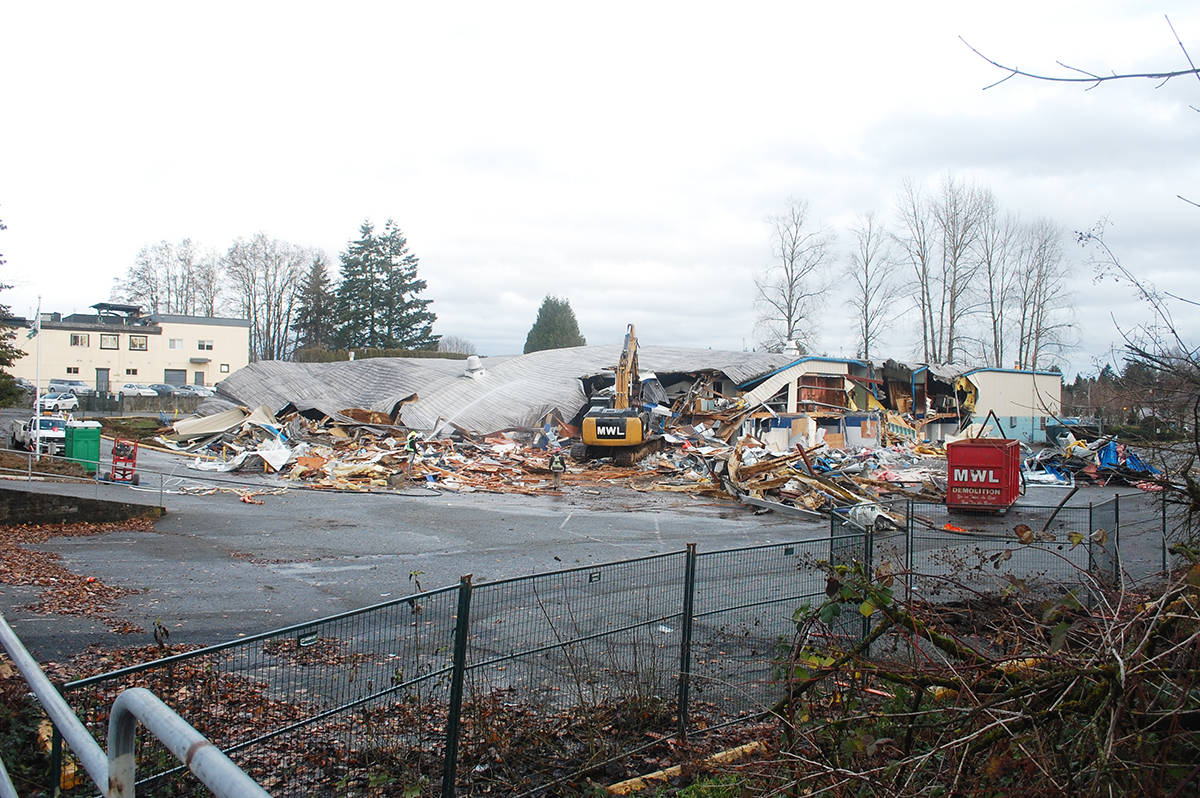 14825651_web1_181220-ALT-Aldergrove-arena-demolished_2