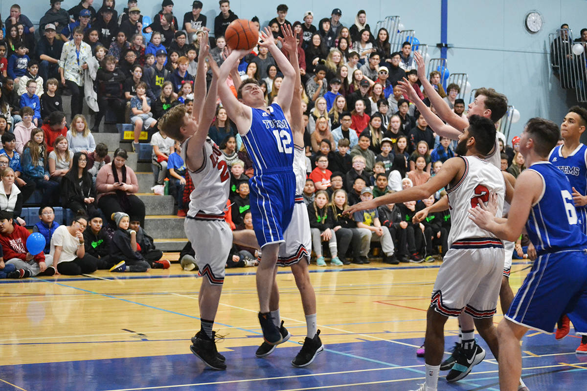 14897790_web1_190103-ALT-Aldergrove-basketball_4