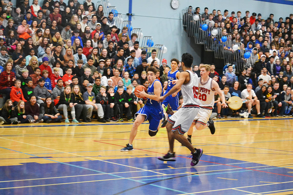 14897790_web1_190103-ALT-Aldergrove-basketball_6