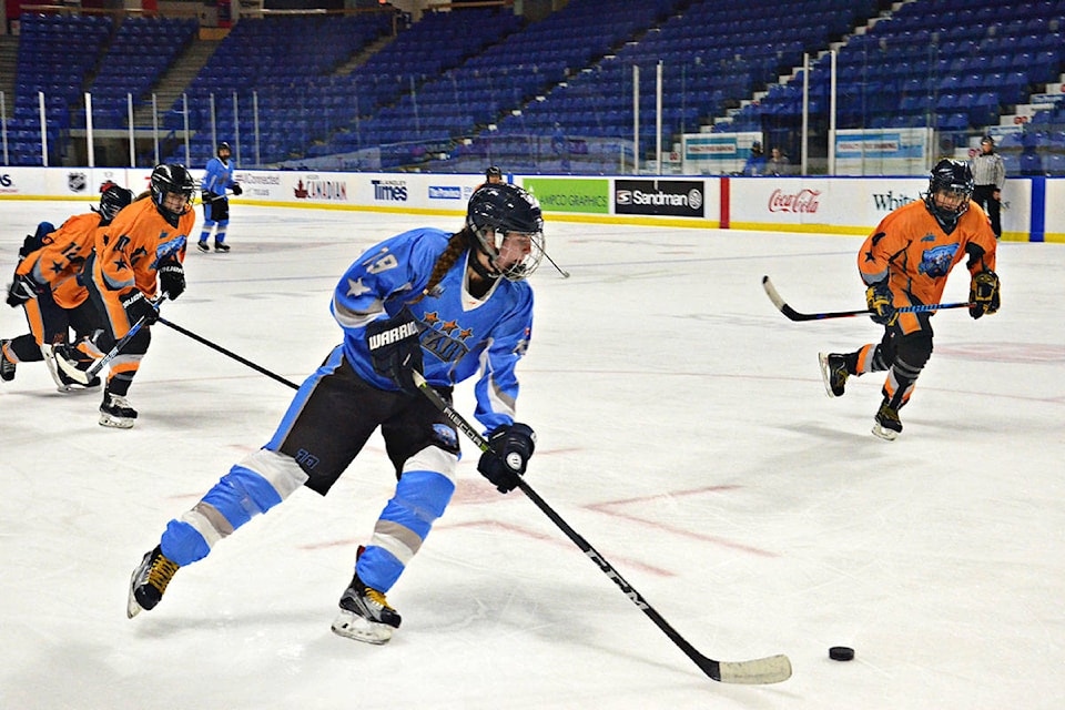 10470498_web1_180203-LAD-SouthCoastWomensHockeyAllStarGame_3