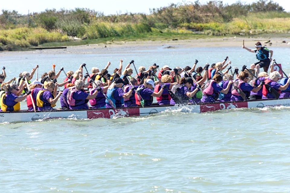 11273611_web1_Dragonboat3C