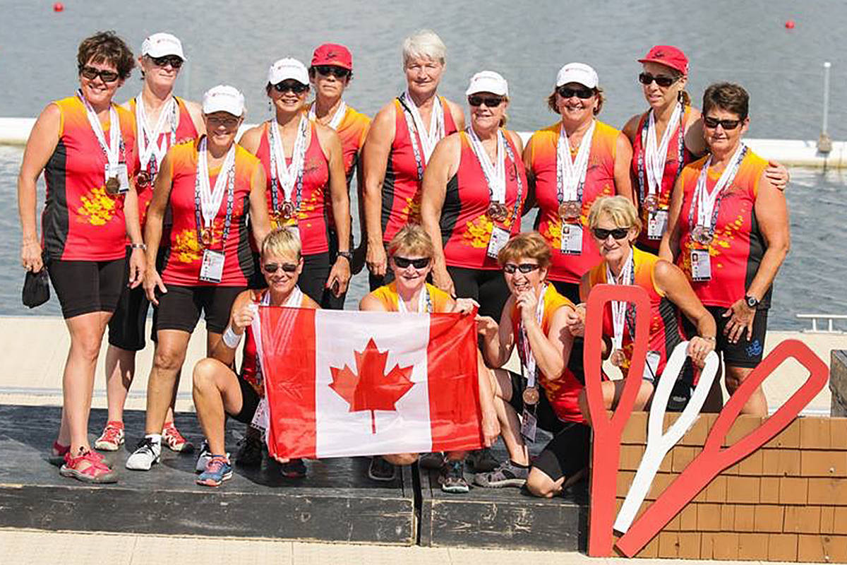 11273611_web1_dragonboat2C