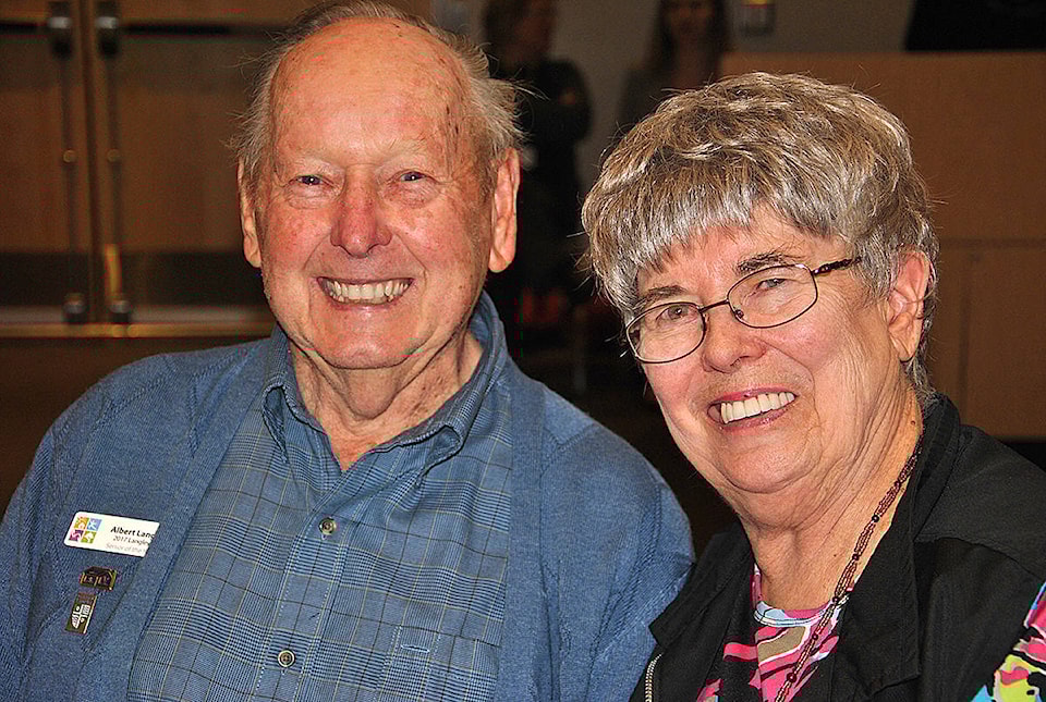 11457490_web1_SeniorsAlbertAndSandraC