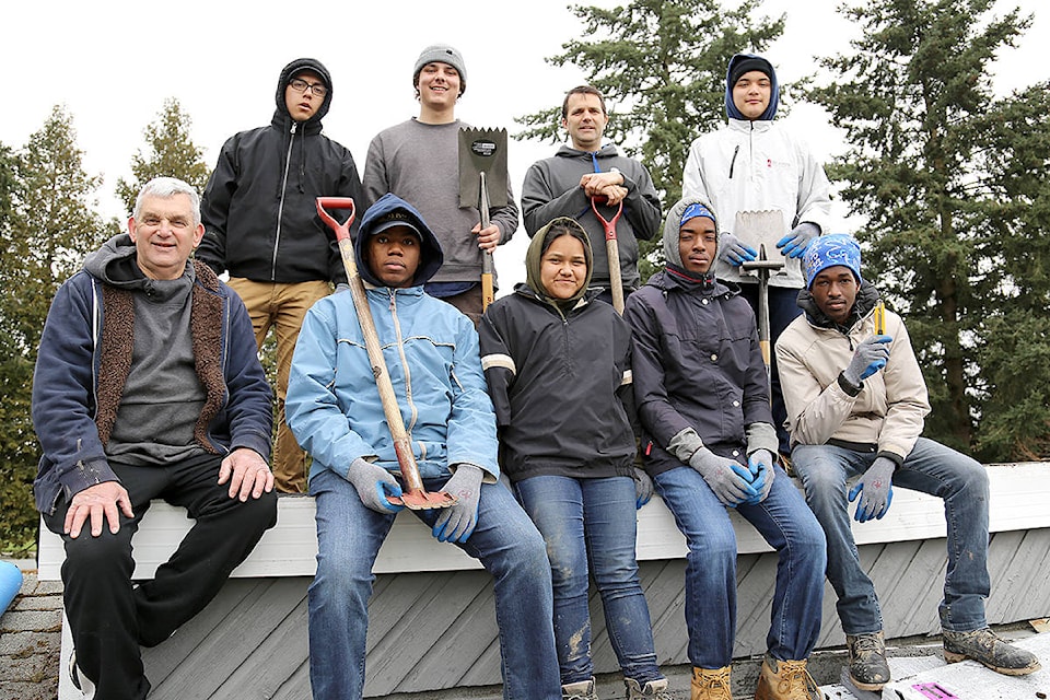 11558900_web1_Roofing-Group-2
