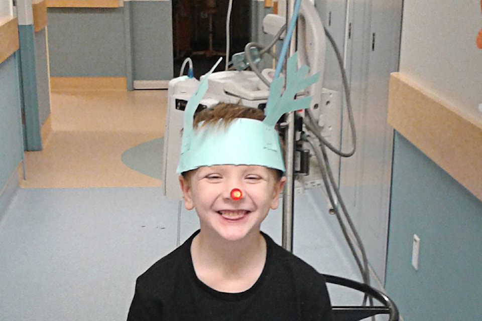 11751595_web1_180505-LAD-GarageSaleHospitalFundraiser_1
