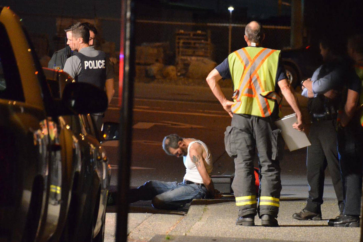 11868440_web1_180513-LAD-RCMPTakedown_2