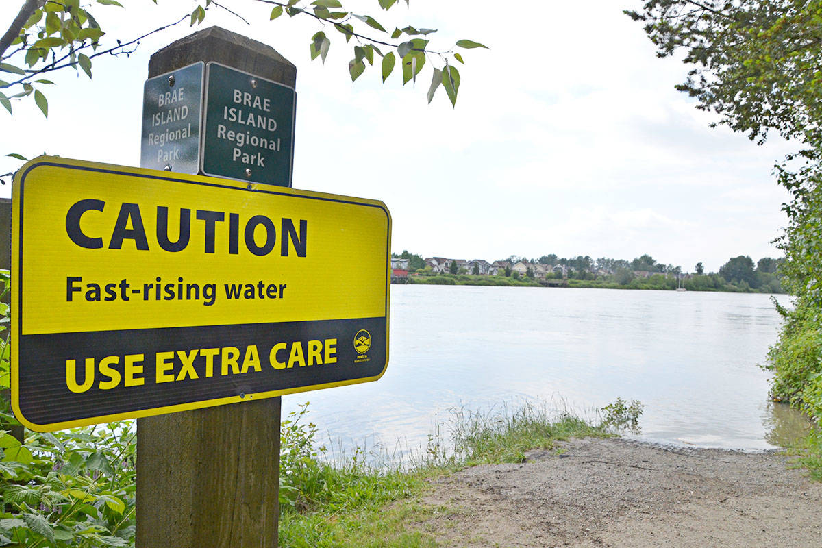 11893350_web1_180516-LAD-BraeIslandHighWater