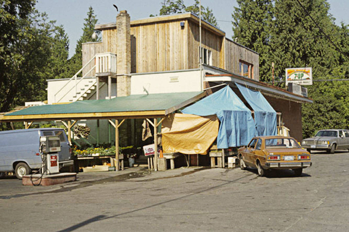 13172681_web1_180813-LAD-WalnutGroveMarket
