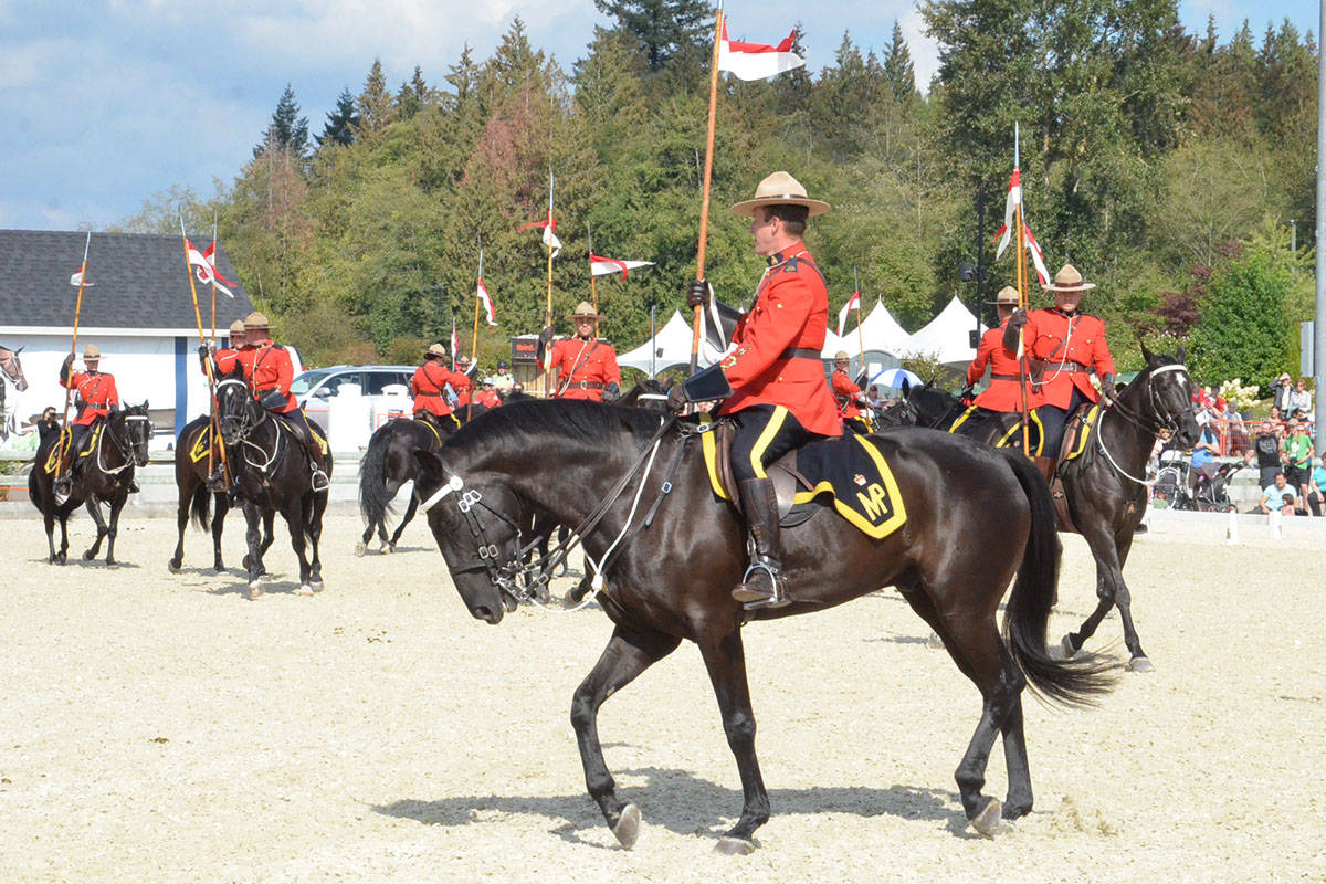 13387458_web1_180901-LAD-RCMPMusicalRide_14