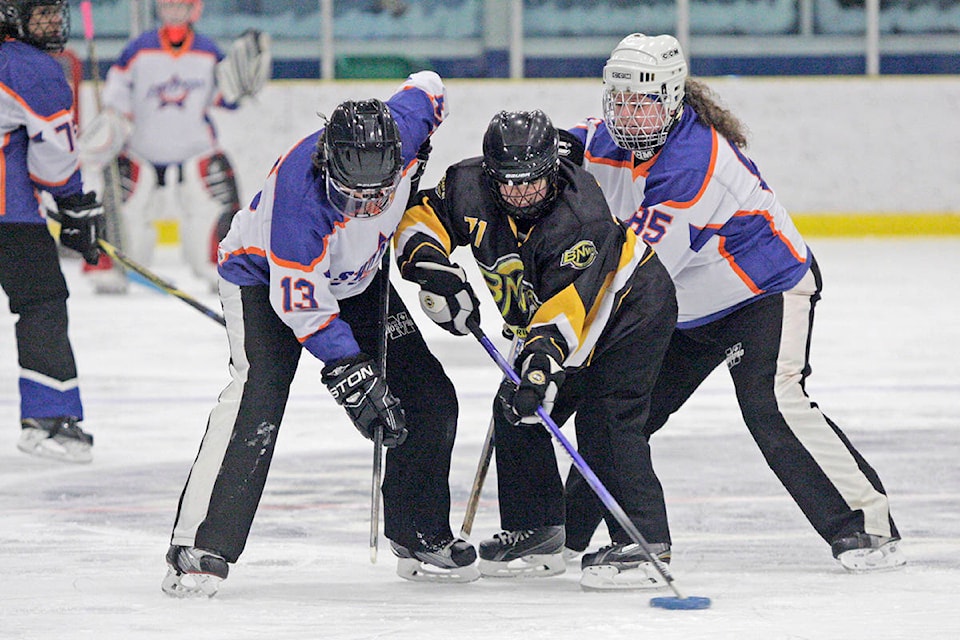 14624066_web1_181202-LAT-Ringette-masters-2