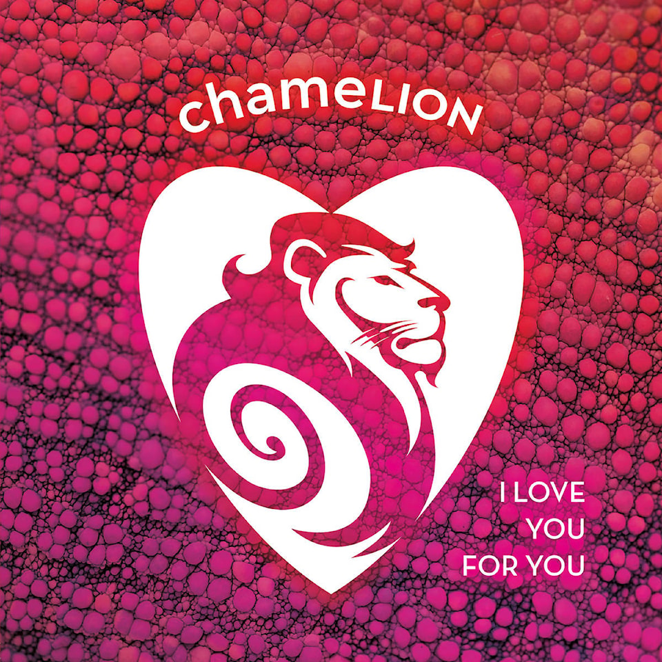 15448398_web1_ChameLion-Album-Cover-1500x1500