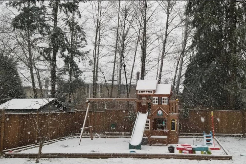 15495870_web1_190211-BPD-M-Snow