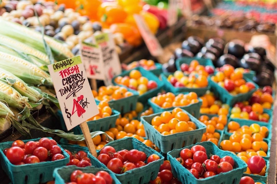 15757434_web1_190228-BPD-M-afruits-vegetables-tomatoes-unsplash