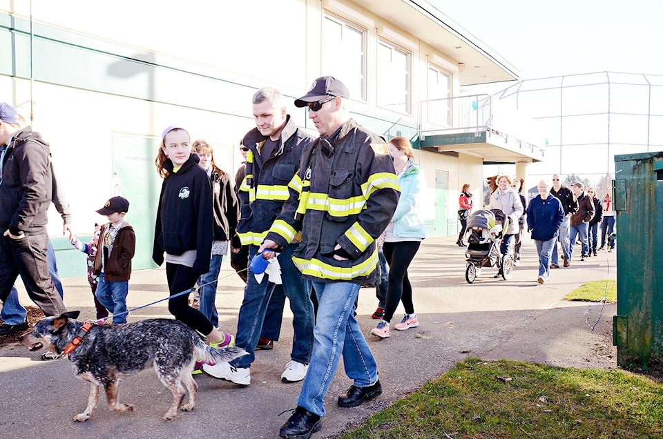 74066alzheimerwalk1c