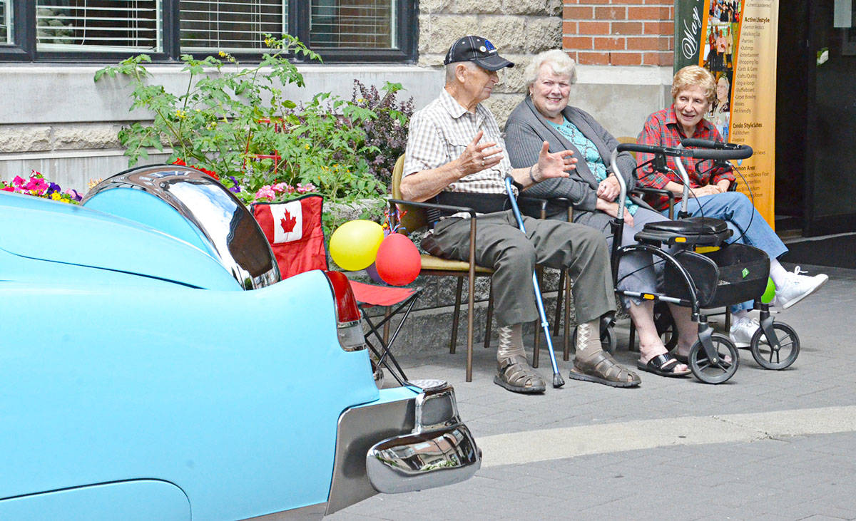 7708601_web1_170713-LAD-SeniorsVintageVehicles_5