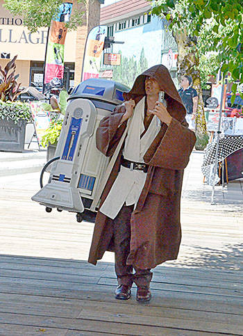7725506_web1_170715-LAD-DLBASummerSeriesJedi_3