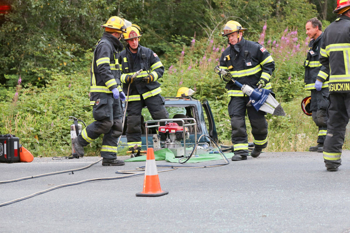 7733688_web1_TrainCrash7c