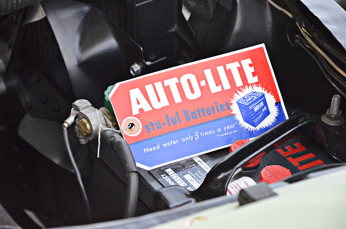 8176483_web1_170820-LAD-MustangRoundUpCarShow_9