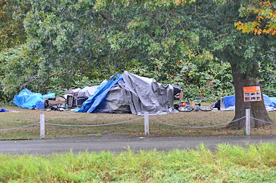 8926491_web1_HomelessCamp2c