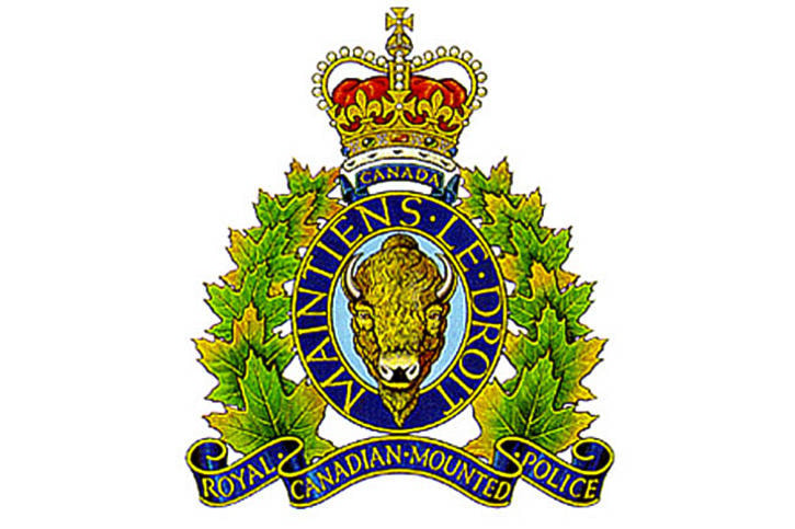 9044119_web1_RCMP-crest-1c