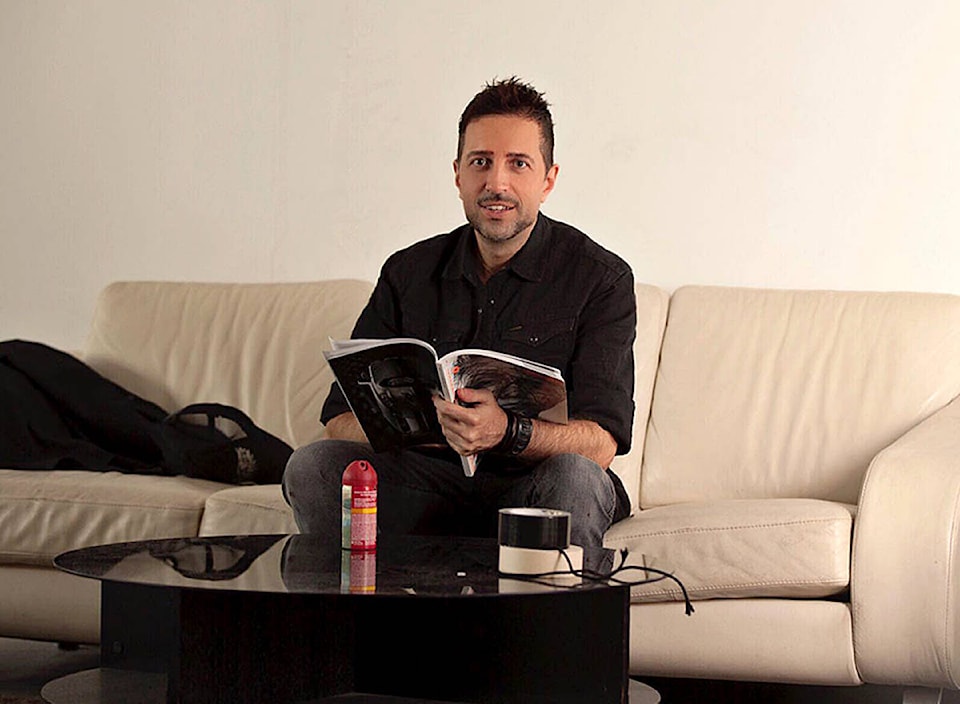 9201225_web1_StephanoBarberisC