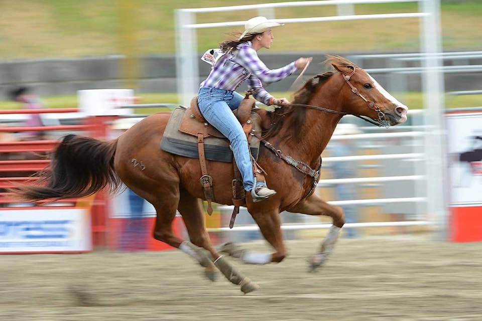 web1_170519-CLR-M-Barrel-Racing-BJ-May21