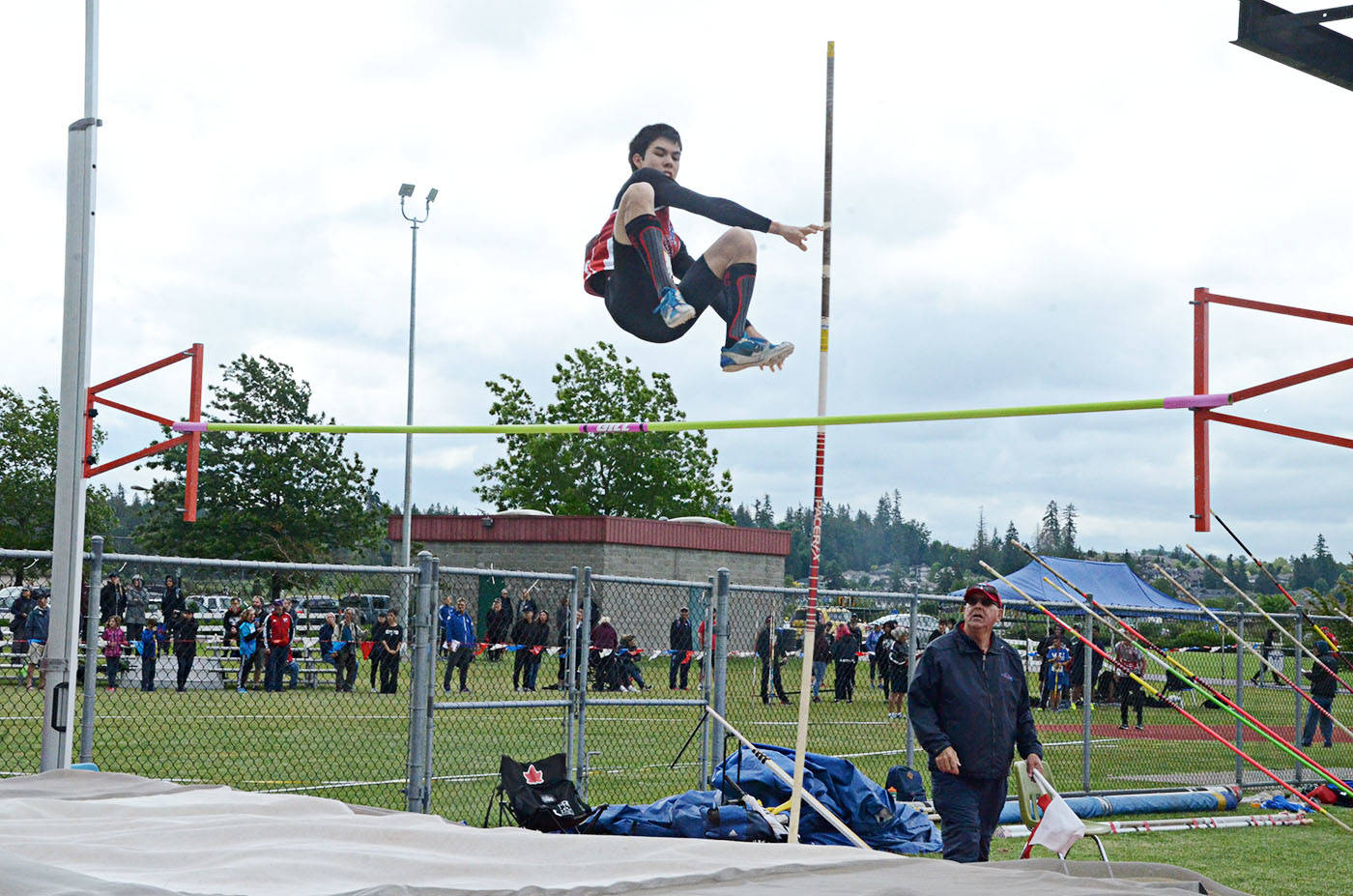 web1_PoleVault3c