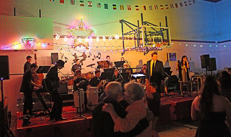 web1_Swing-Night-2014-pic-6C