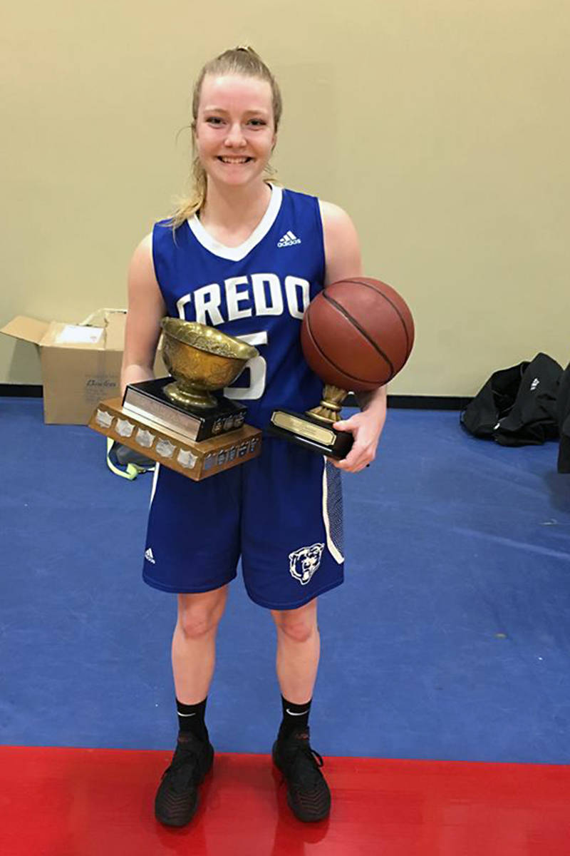 15920730_web1_190312-LAD-Credo-Girls-win-provincials-mvp