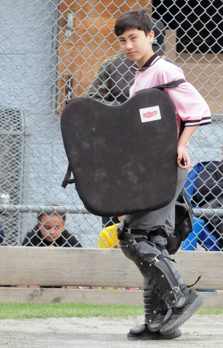 16803564_web1_190512-LAD-pink-bat-day-umpire-aidan-tunke