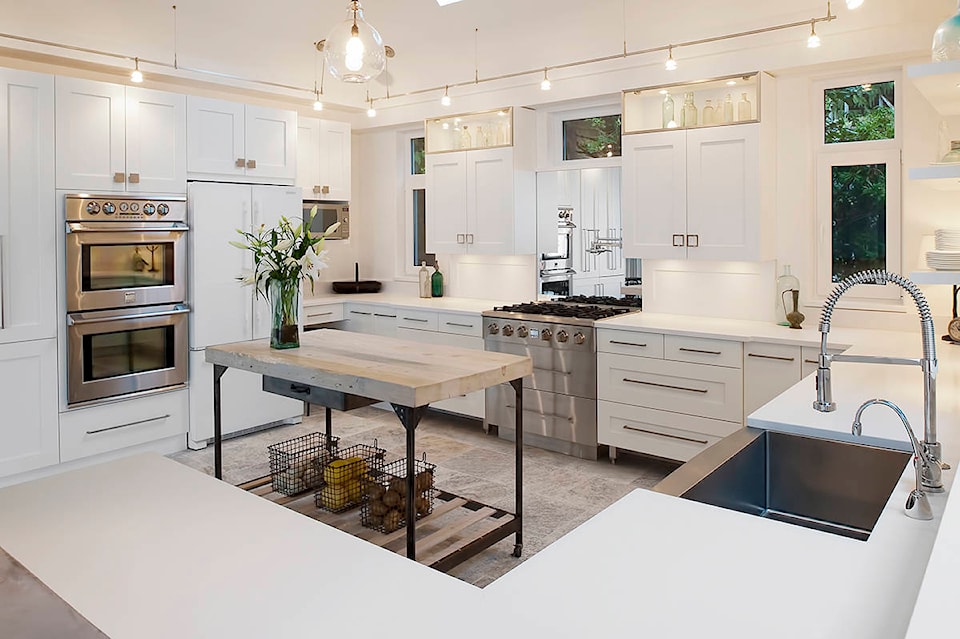 16804604_web1_copy_190506-Impress-LAT-MeritKitchens_4