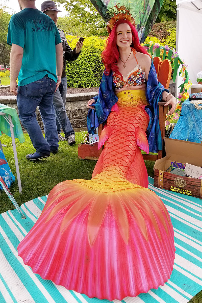 17009572_web1_190525-LAT-Root-Beer-mermaid