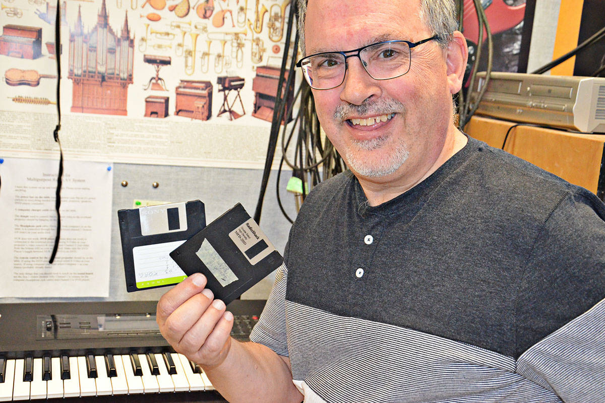17011385_web1_190526-LAT-BelmontTeacherParkinsons_6