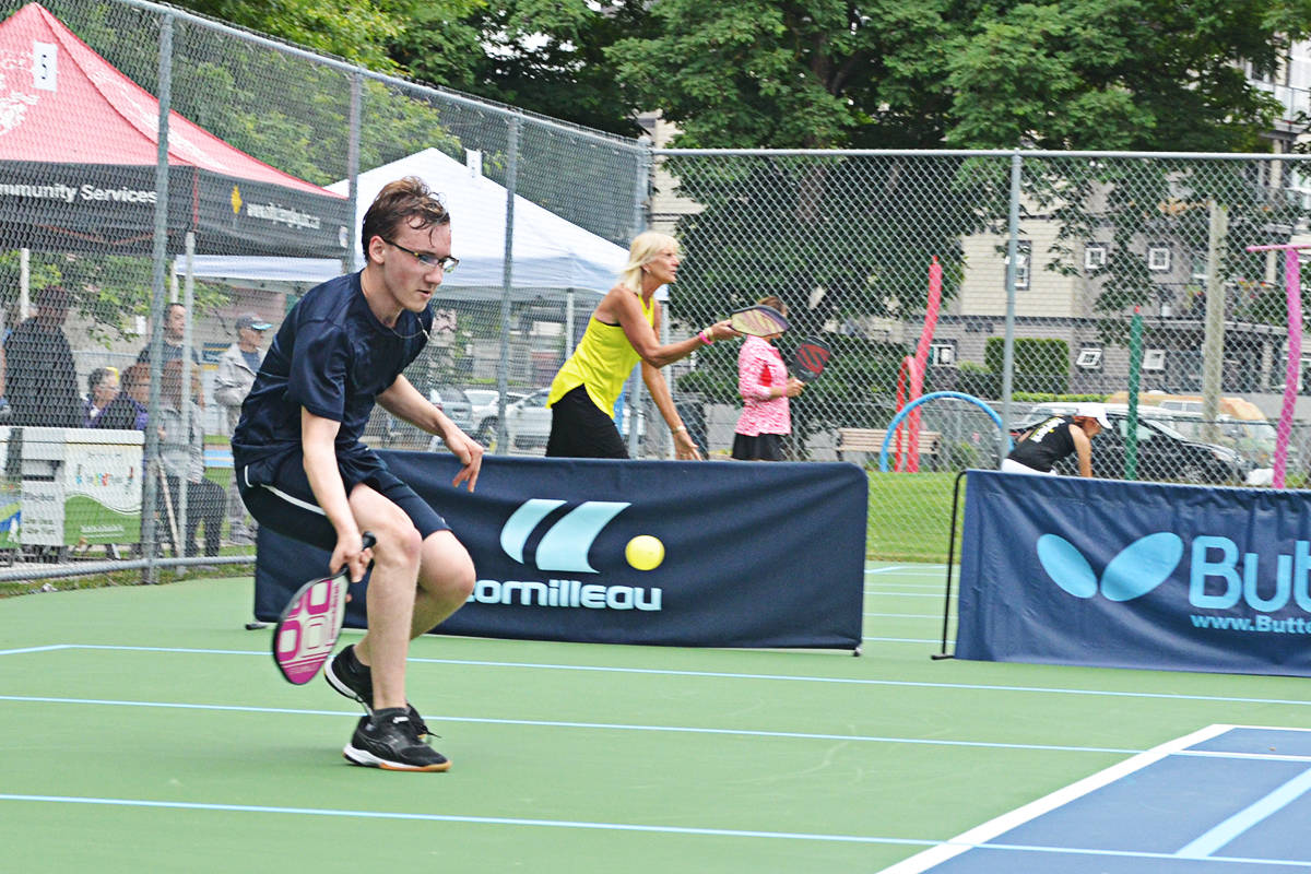 17587397_web1_190705-LAT-Pickleball4