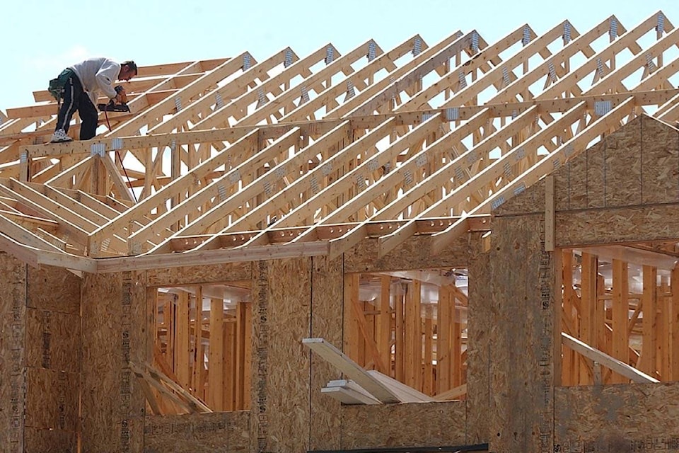 17720444_web1_20180424-BPD-construction-townhouse-BP