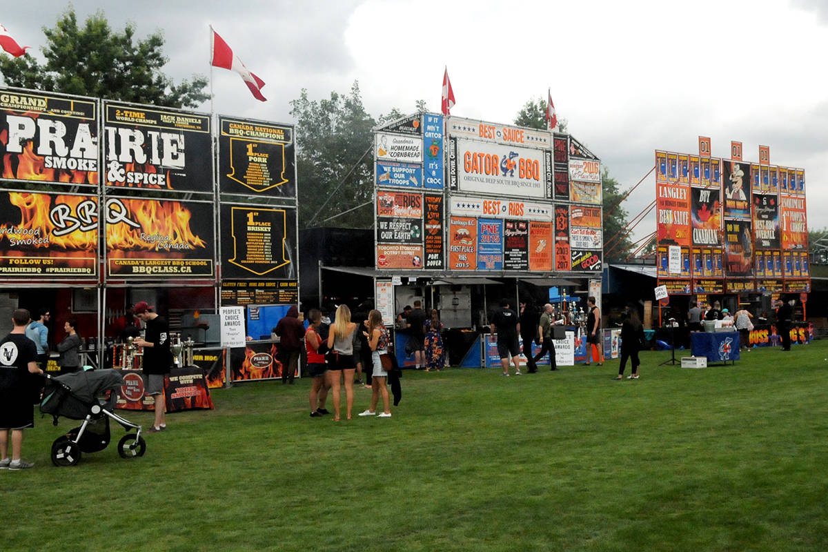 18144948_web1_RibFest3