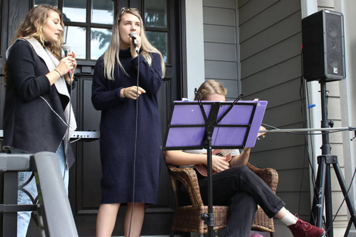 18400713_web1_PorchFest20182