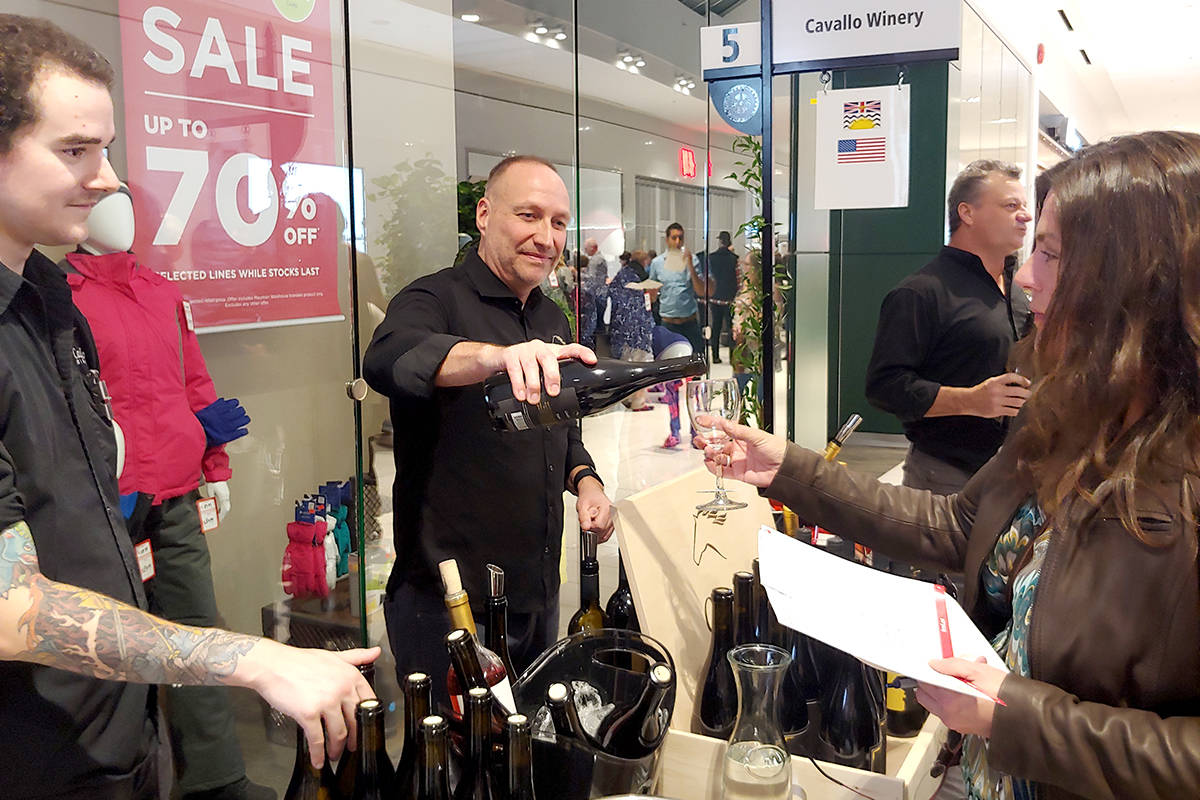 19228859_web1_Wine3