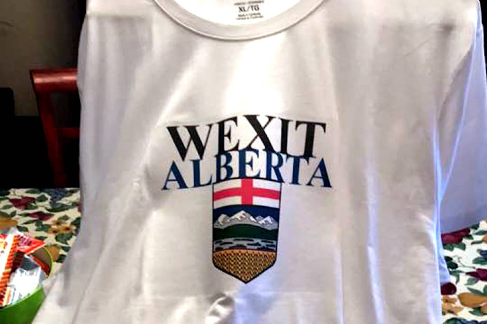 19281473_web1_wexit-shirt