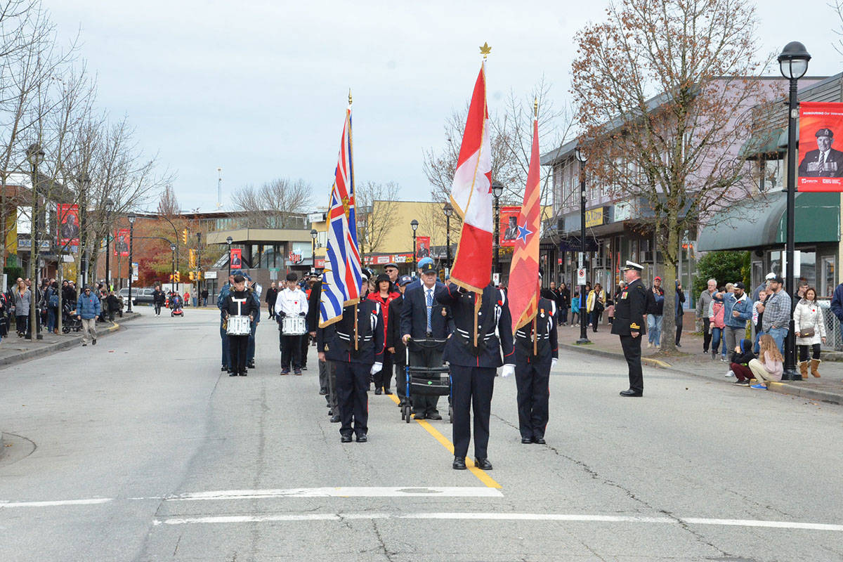 19329509_web1_191111-LAT-RemembranceDayCity_20