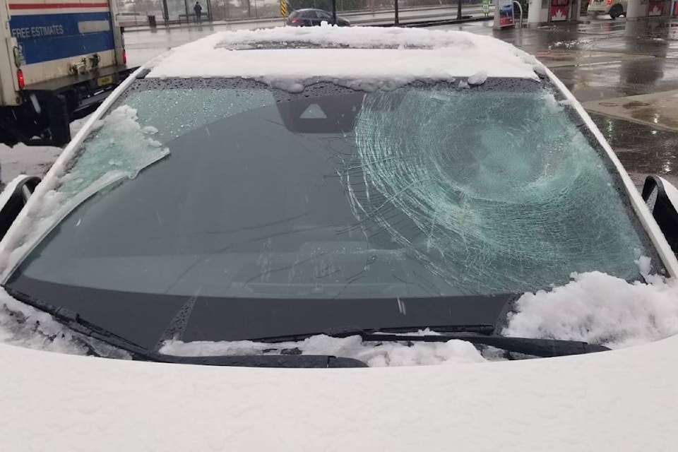 20103289_web1_200110-NDR-M-Vehicle-damage-from-falling-ice-Port-Mann-Bridge-2-CROP