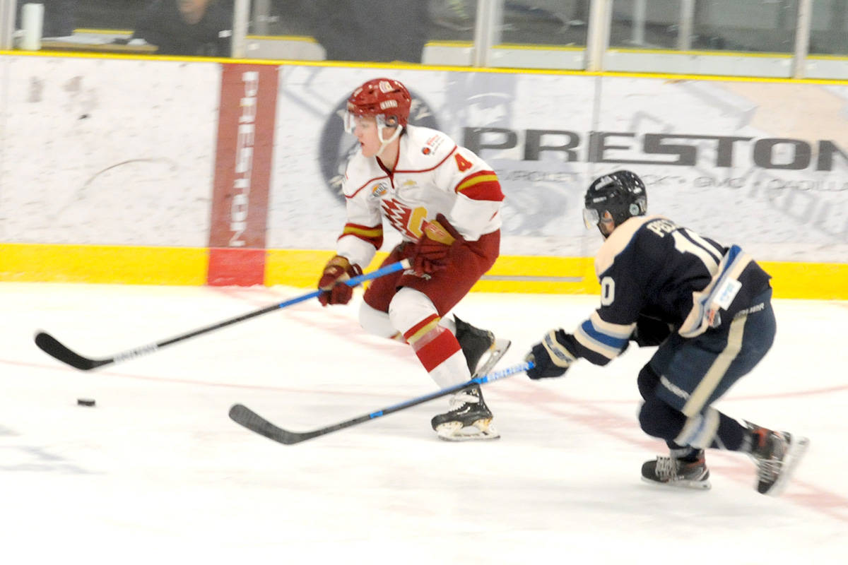 20389486_web1_200202-LAT-Rivermen-Game-Riverman_6