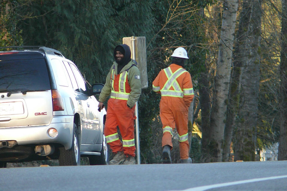 20945674_web1_200316-LAT-RoadClosure-WaterRepair-LangleyTownship_3