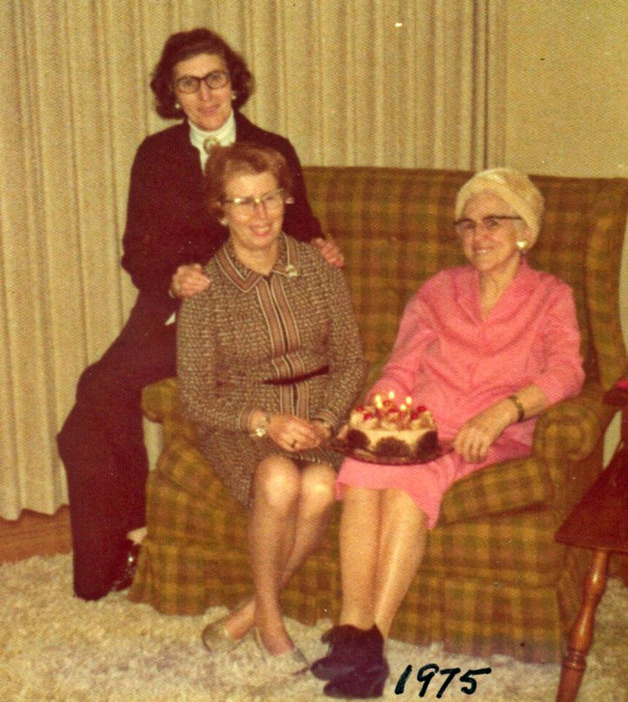 22831526_web1_200928-LAT-MaryFoote105thBirthday-._12