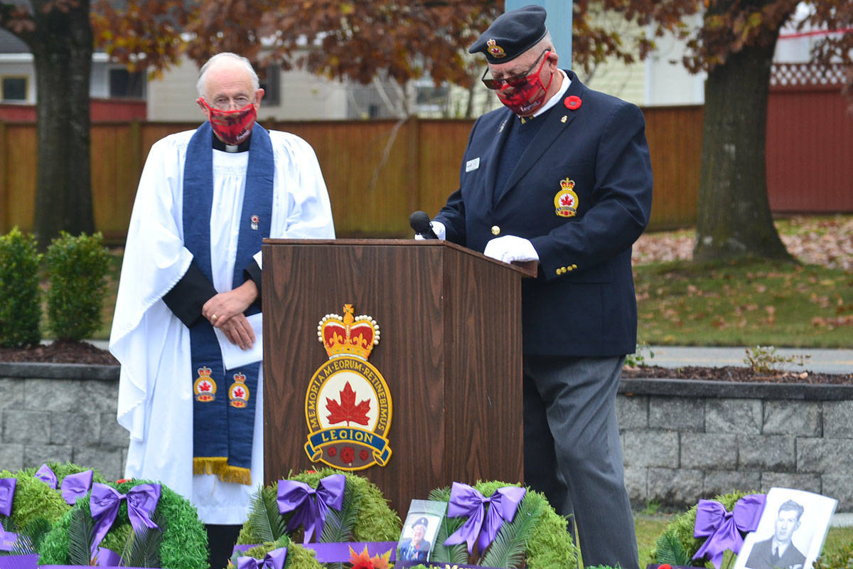 23256502_web1_201106-ALT-Aldergrove-Remembrance-Day-legion_15