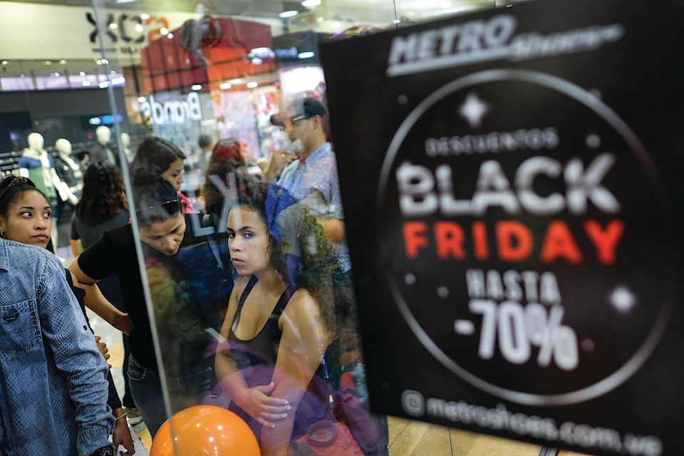 23399756_web1_191130-RDA-Black-friday-globally