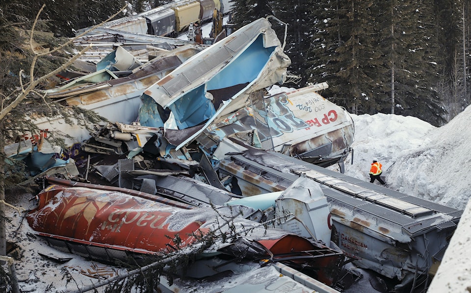 23671771_web1_200207-RDA-Train-Derailment-Invest_1